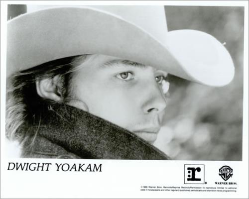 Dwight Yoakam photo 2